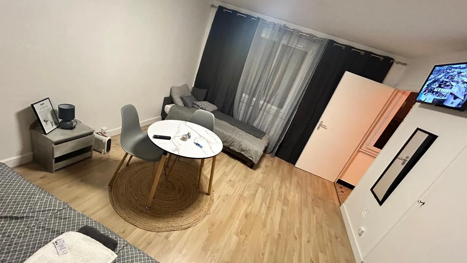 Daire Annecy Lakeside Studio